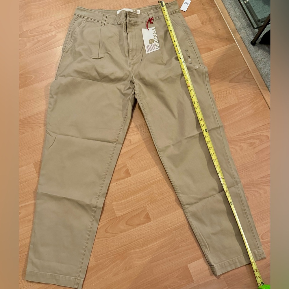 Gap Women’s Pleated Iconic Khaki NWT - 16 Tall